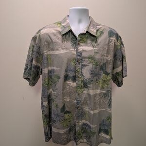 Men's Casual Short-Sleeve Button-Down Shirt in Gray & Green Floral